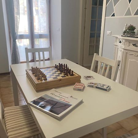 شقة La Casa Del Nonno أومغنا المظهر الخارجي الصورة