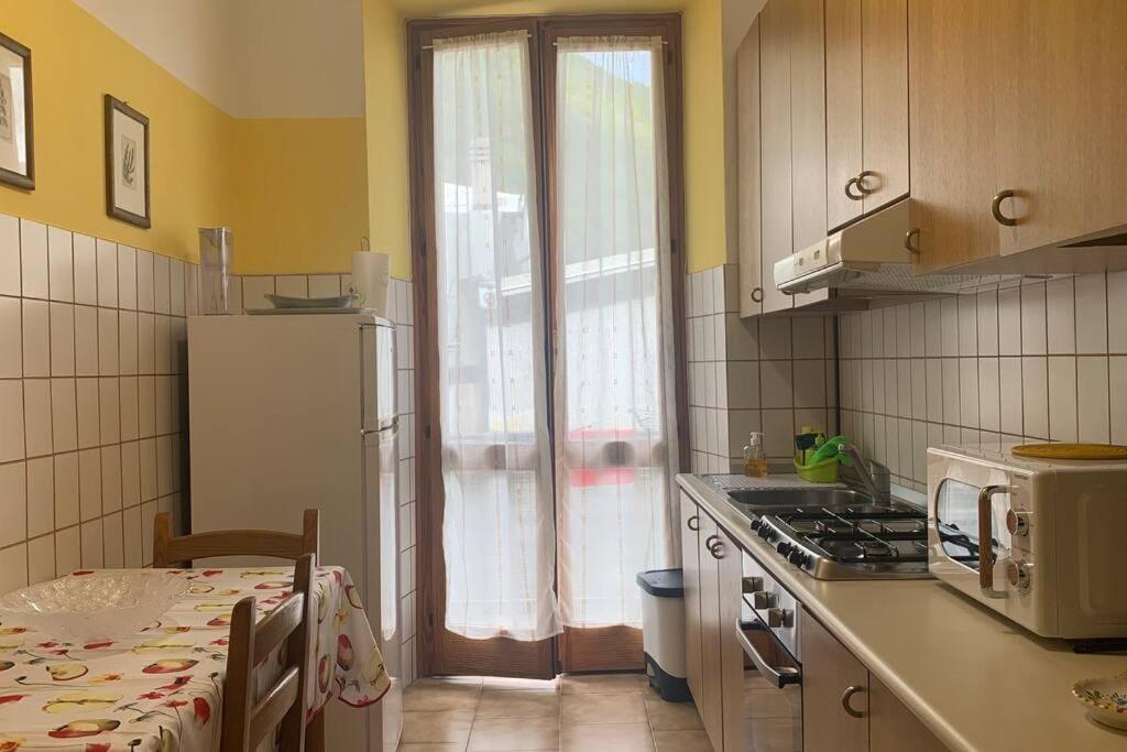شقة La Casa Del Nonno أومغنا المظهر الخارجي الصورة
